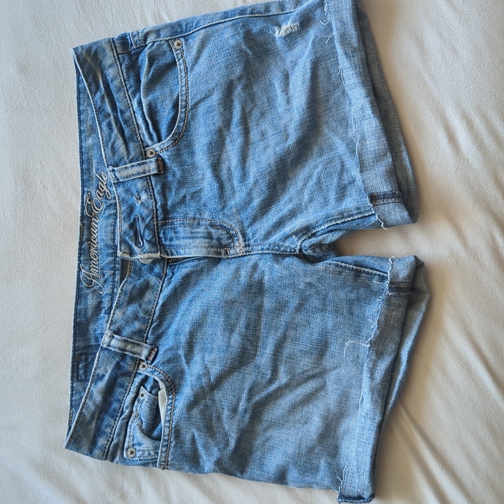 American eagle boyfriend cutoff shorts size 6